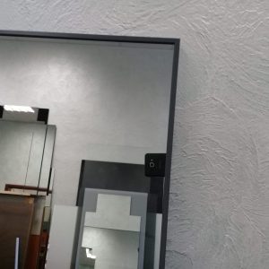 Зеркало настенное в серой металлической раме